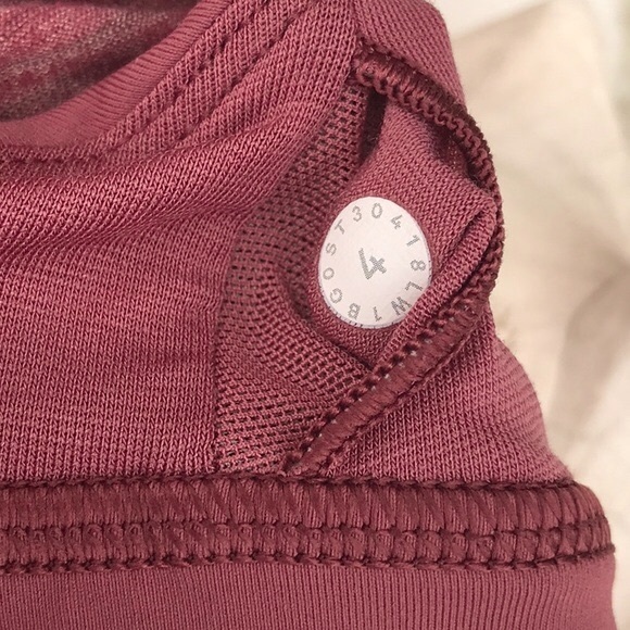 Lululemon Athletica Heathered Mauve Athletic 2-1 Workout Tank Top Size 4 - Picture 13 of 13